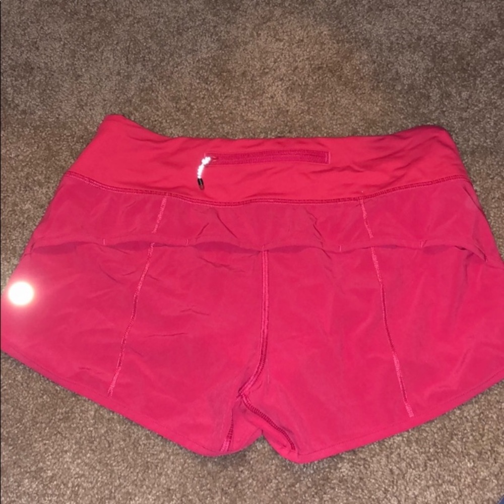 Size 4 hot pink speed up lululemon shorts